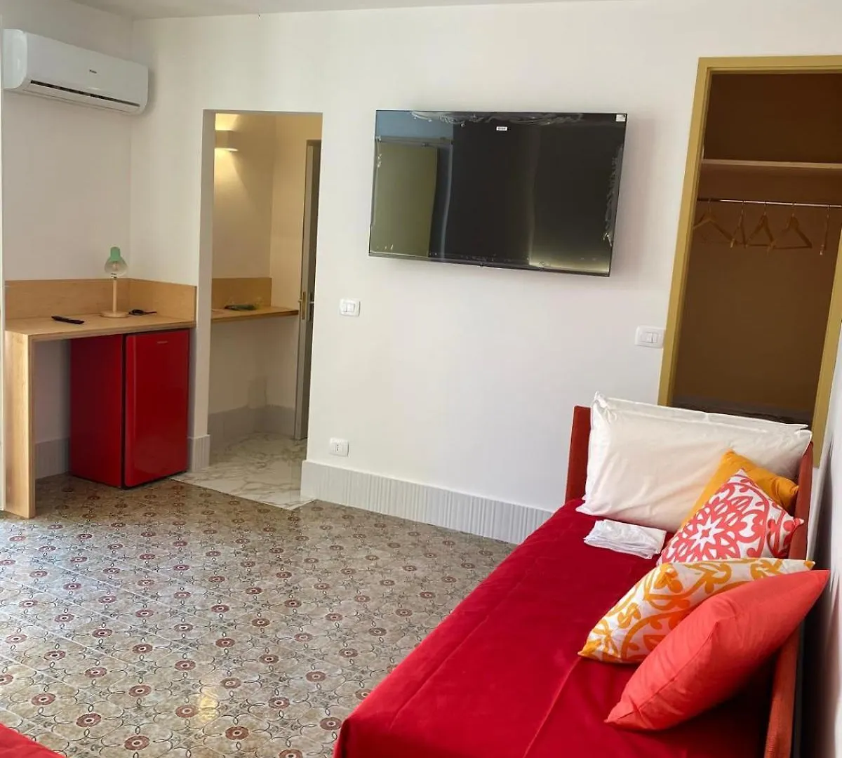 Guest house Cefalhub Cefalu Italy